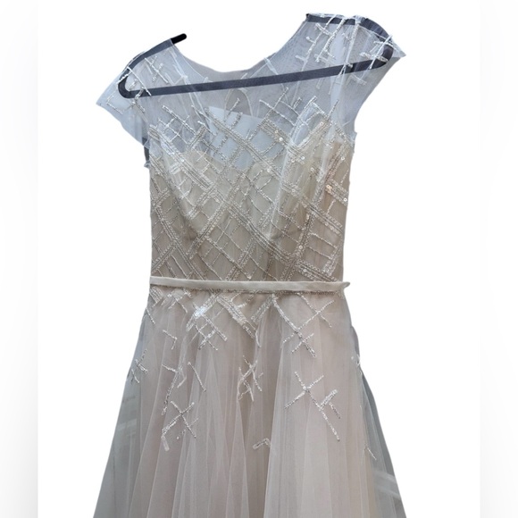 MIRA ZWILLINGER Wedding Dress ~ FLAW see last photos $10,000 Dress - Picture 6 of 16